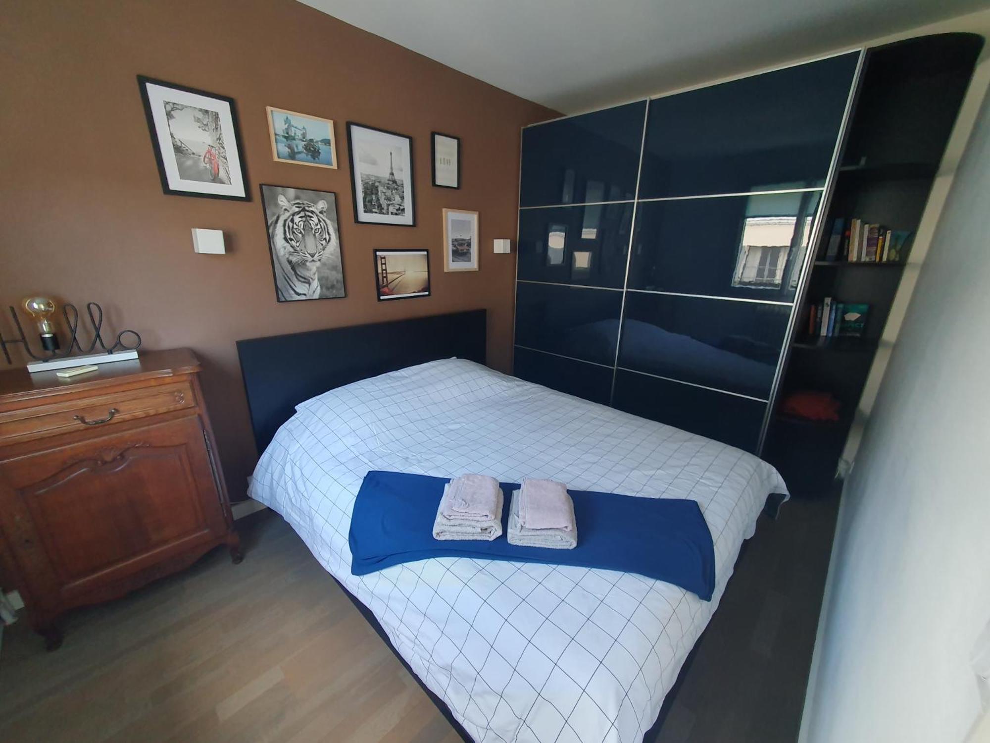 Apartment Spacious 1 Bedroom Near Paris